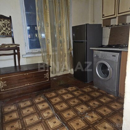 1 otaqlı Köhnə tikili, Bakıxanov q., Bakı