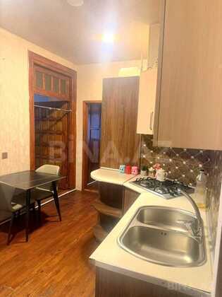 3 otaqlı Köhnə tikili, Sahil m., Bakı