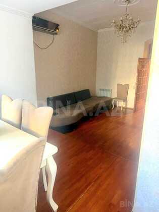 3 otaqlı Köhnə tikili, Sahil m., Bakı