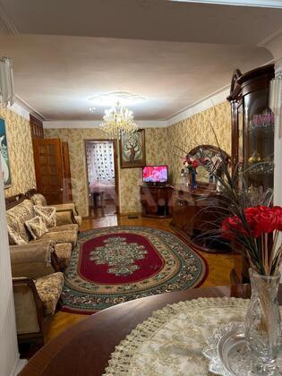 3 otaqlı Köhnə tikili, Nizami m., Bakı