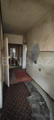 3 otaqlı Köhnə tikili, Bakıxanov q., Bakı