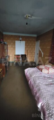 3 otaqlı Köhnə tikili, Bakıxanov q., Bakı