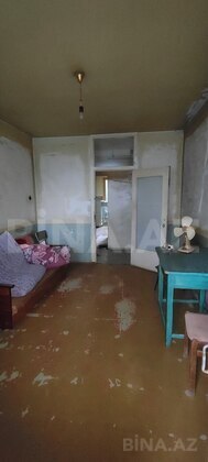 3 otaqlı Köhnə tikili, Bakıxanov q., Bakı