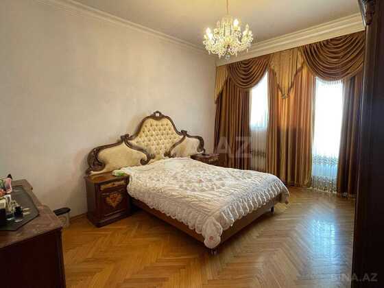 4 otaqlı Yeni tikili, 8 Noyabr m., Bakı