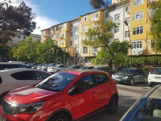 2 otaqlı Köhnə tikili, Gənclik m., Bakı