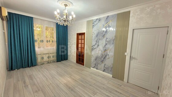 3 otaqlı Köhnə tikili, Azadlıq Prospekti m., Bakı