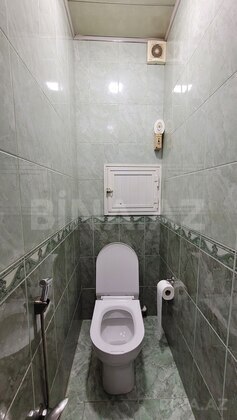 3 otaqlı Köhnə tikili, Azadlıq Prospekti m., Bakı
