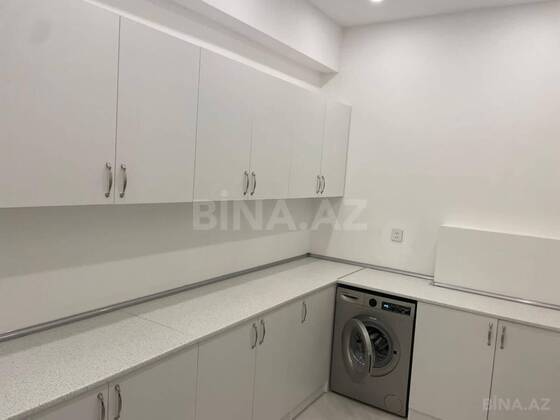 4 otaqlı Yeni tikili, 8 Noyabr m., Bakı