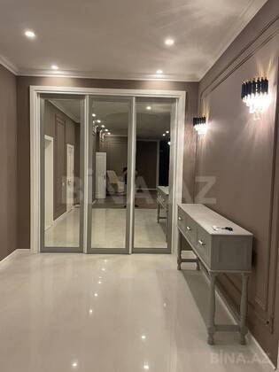 4 otaqlı Yeni tikili, 8 Noyabr m., Bakı