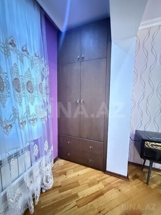 4 otaqlı Köhnə tikili, Azadlıq Prospekti m., Bakı