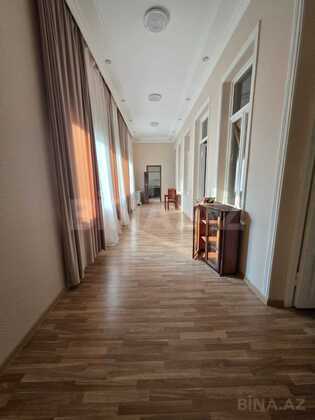 5 otaqlı Köhnə tikili, Sahil m., Bakı