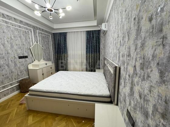 2 otaqlı Yeni tikili, Şah İsmayıl Xətai m., Bakı