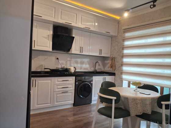 4 otaqlı Həyət evi/Bağ evi, Binə q., Bakı