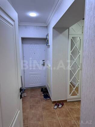 3 otaqlı Köhnə tikili, Nizami r., Bakı
