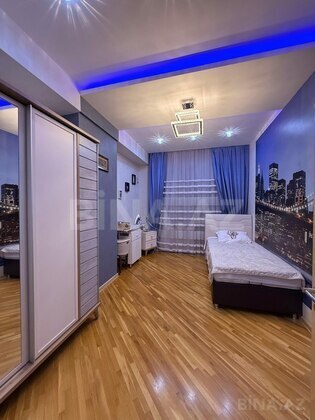3 otaqlı Yeni tikili, Elmlər Akademiyası m., Bakı