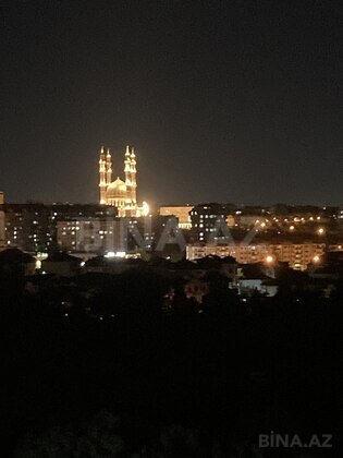 3 otaqlı Yeni tikili, Memar Əcəmi m., Bakı