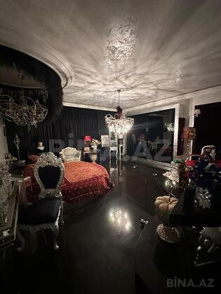 4 otaqlı Yeni tikili, Nizami m., Bakı