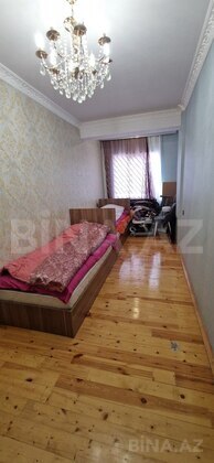 3 otaqlı Yeni tikili, Xırdalan