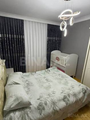 4 otaqlı Köhnə tikili, Xalqlar Dostluğu m., Bakı