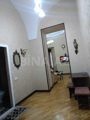 2 otaqlı Köhnə tikili, Sahil m., Bakı