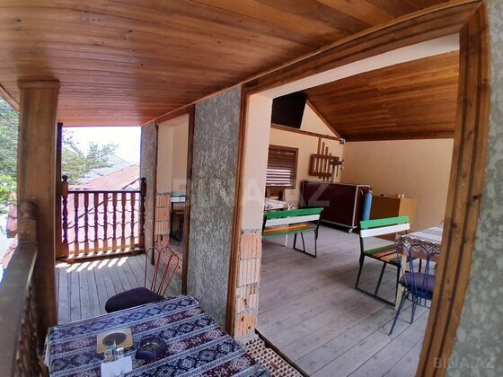 4 otaqlı Həyət evi/Bağ evi, Şəki