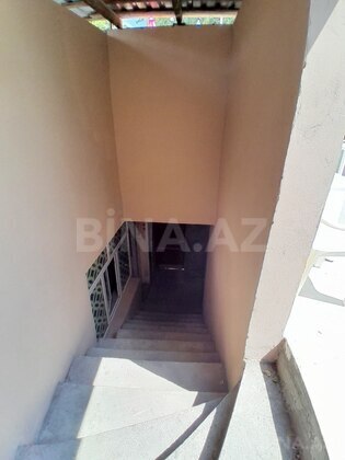 4 otaqlı Həyət evi/Bağ evi, Şəki