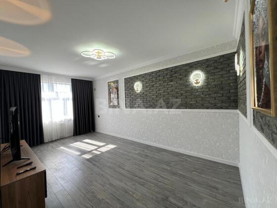 3 otaqlı Köhnə tikili, İnşaatçılar m., Bakı