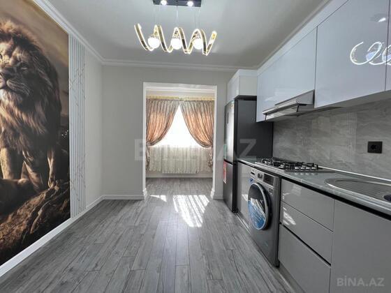 3 otaqlı Köhnə tikili, İnşaatçılar m., Bakı
