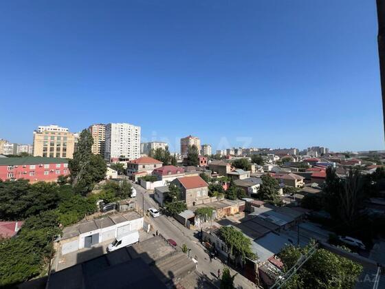 3 otaqlı Köhnə tikili, İnşaatçılar m., Bakı