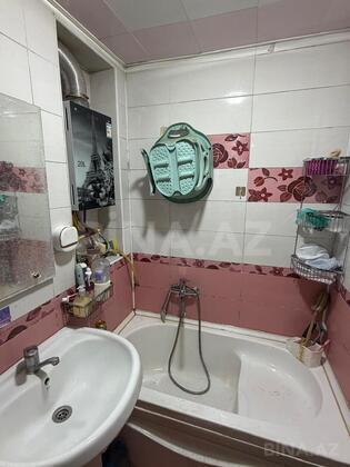 3 otaqlı Köhnə tikili, Elmlər Akademiyası m., Bakı
