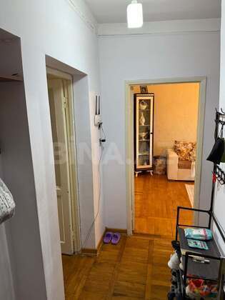 3 otaqlı Köhnə tikili, Neftçilər m., Bakı
