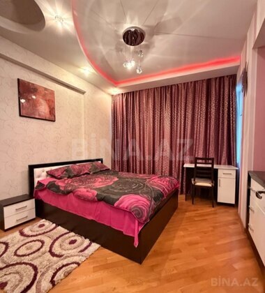 2 otaqlı Yeni tikili, Şah İsmayıl Xətai m., Bakı