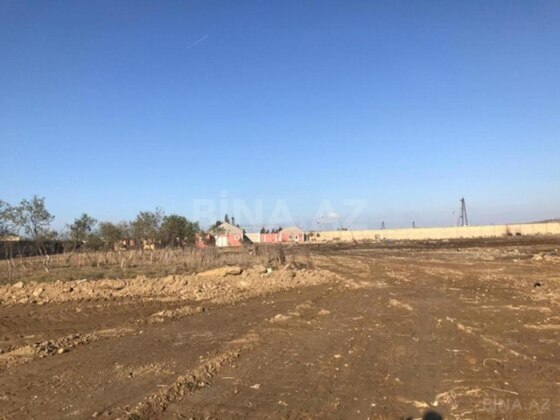 Torpaq Hövsan q., Bakı