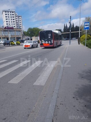 3 otaqlı Köhnə tikili, Əmircan q., Bakı