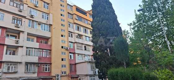 2 otaqlı Köhnə tikili, Xalqlar Dostluğu m., Bakı