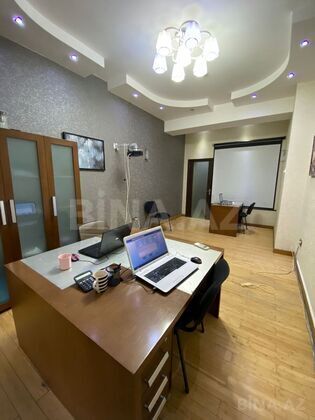 5 otaqlı Ofis, Azadlıq Prospekti m., Bakı