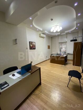 5 otaqlı Ofis, Azadlıq Prospekti m., Bakı