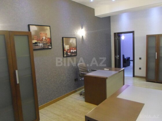 5 otaqlı Ofis, Azadlıq Prospekti m., Bakı
