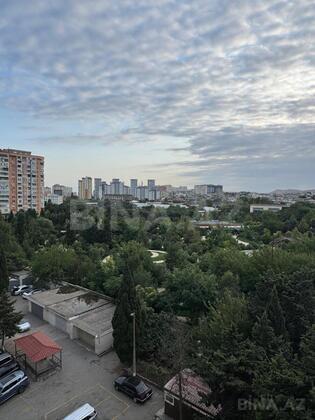 4 otaqlı Köhnə tikili, 20 Yanvar m., Bakı