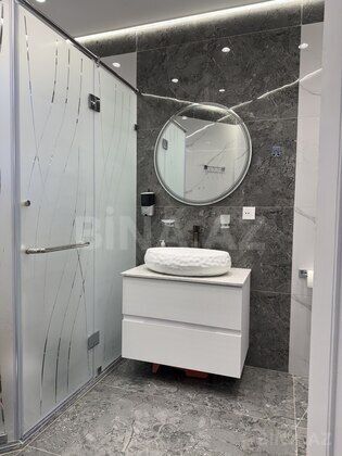3 otaqlı Köhnə tikili, 28 May m., Bakı