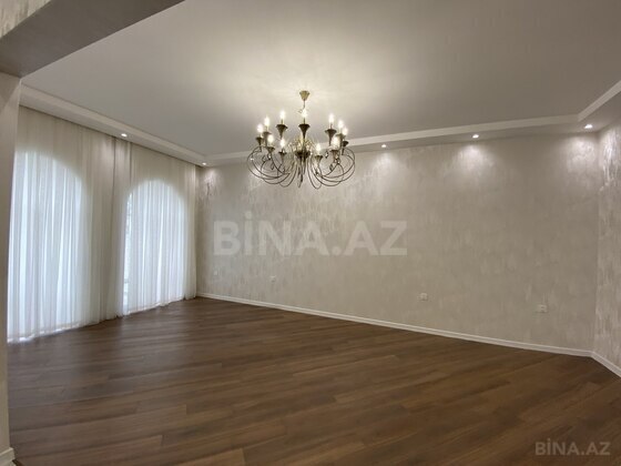 4 otaqlı Həyət evi/Bağ evi, Buzovna q., Bakı