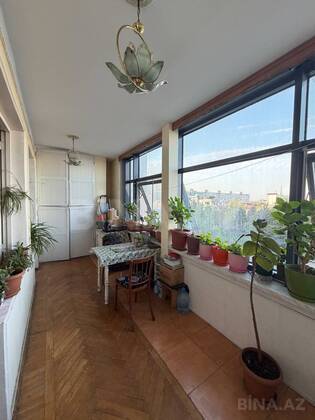 3 otaqlı Köhnə tikili, Gənclik m., Bakı