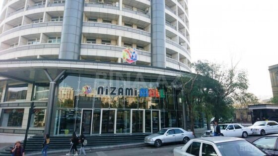 3 otaqlı Yeni tikili, Nizami m., Bakı
