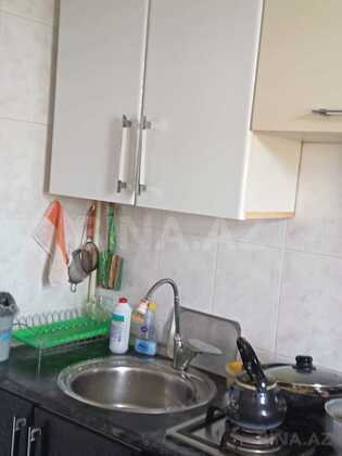 3 otaqlı Köhnə tikili, Əmircan q., Bakı