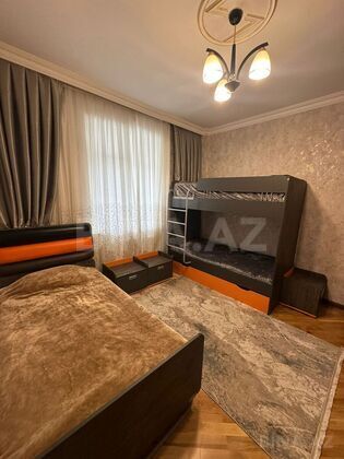 4 otaqlı Yeni tikili, İnşaatçılar m., Bakı