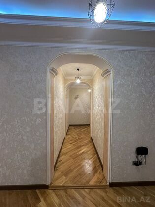 4 otaqlı Yeni tikili, İnşaatçılar m., Bakı