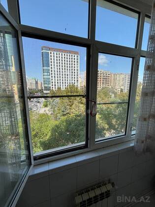 4 otaqlı Köhnə tikili, Nəsimi r., Bakı