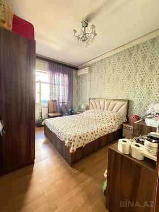 2 otaqlı Köhnə tikili, İnşaatçılar m., Bakı