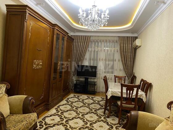 3 otaqlı Yeni tikili, Qara Qarayev m., Bakı