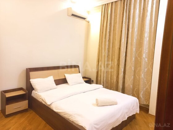 6 otaqlı Həyət evi/Bağ evi, Badamdar q., Bakı